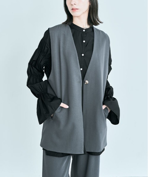 kirakiraShop(キラキラショップ)の「ノーカラー ジレ ジャケット(ベスト・レディース・ブラック/ベージュ/ブラウン/ブルー/ダークグレー/ライトベージュ・FREE)」の3枚目の写真