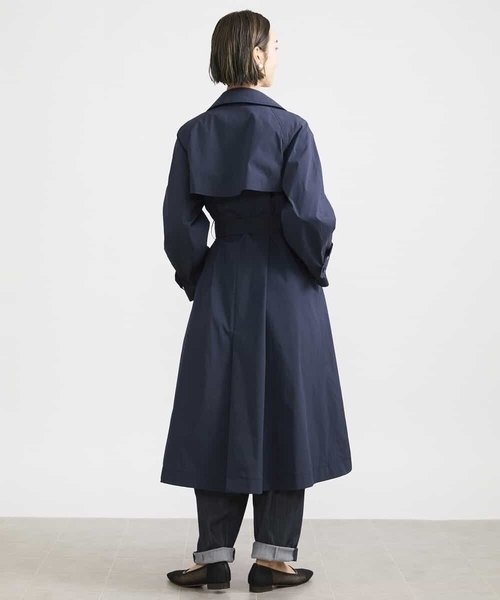 MICHEL KLEIN(ミッシェル・クラン)の「ストレッチソフトロングトレンチコート(トレンチコート・レディース・ネイビー/ライトベージュ・40/38)」の17枚目の写真