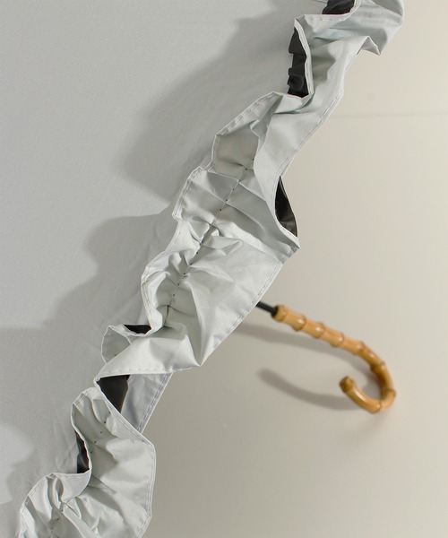 ALWAYS GOOD TIME（オルウェイズグッドタイム）の「【一級遮光・晴雨兼用】別注　UVフリルドーム日傘（長傘・レディース・ブラック/アイボリー・F）」の9枚目の写真