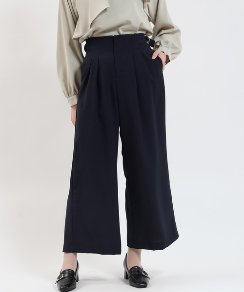 TRUDEA(トルディア)の「ドライタッチタックパンツ(スラックス・レディース・ライトグレー/ベージュ/ネイビー/ブラック・MEDIUM/LARGE)」の2枚目の写真