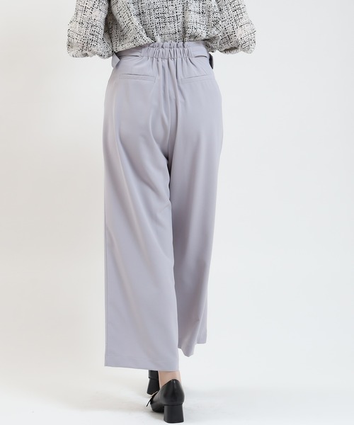 TRUDEA(トルディア)の「ドライタッチタックパンツ(スラックス・レディース・ライトグレー/ベージュ/ネイビー/ブラック・MEDIUM/LARGE)」の12枚目の写真
