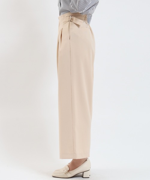 TRUDEA(トルディア)の「ドライタッチタックパンツ(スラックス・レディース・ライトグレー/ベージュ/ネイビー/ブラック・MEDIUM/LARGE)」の17枚目の写真