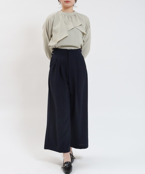 TRUDEA(トルディア)の「ドライタッチタックパンツ(スラックス・レディース・ライトグレー/ベージュ/ネイビー/ブラック・MEDIUM/LARGE)」の5枚目の写真