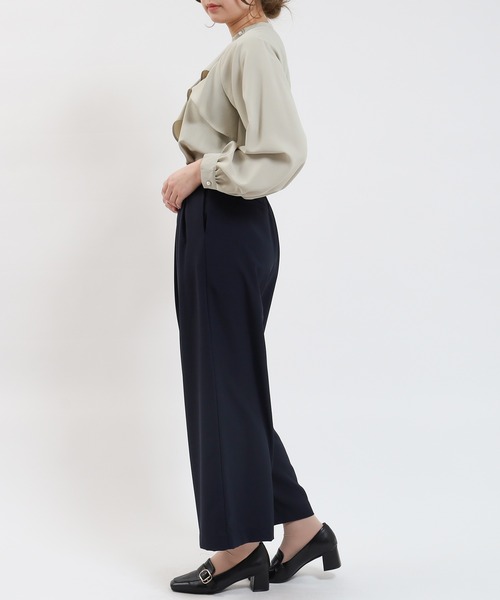 TRUDEA(トルディア)の「ドライタッチタックパンツ(スラックス・レディース・ライトグレー/ベージュ/ネイビー/ブラック・MEDIUM/LARGE)」の8枚目の写真