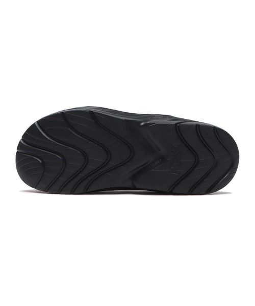 HOKA(ホカ)の「ORA RECOVERY MULE 1147951-BBLC(サンダル・メンズ・ブラック・26.0cm/25.0cm/24.0cm/23.0cm/30.0cm/29.0cm/28.0cm/27.0cm)」の5枚目の写真