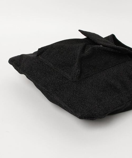 MAISON mou(メゾンムー)の「【recomend selection/セレクト】サイドギャザーワンハンドルバッグ(トートバッグ・レディース・オフホワイト/ブラック・FREE)」の4枚目の写真