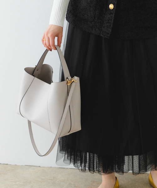 RODE SKO（ロデスコ）の「ワンハンドルトートバッグ（トートバッグ・レディース・オフホワイト/ブラック・ONE）」の4枚目の写真