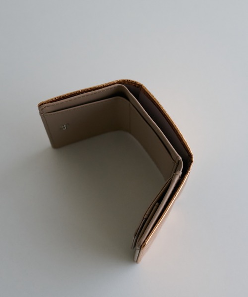 DISCOAT(ディスコート)の「メタリックミニウォレット(財布・レディース・ブラック/ピンクゴールド/シルバー・FREE)」の9枚目の写真