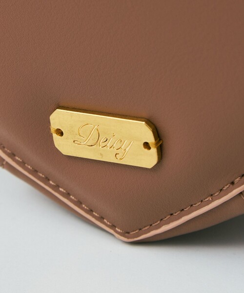 DEICY（デイシー）の「ハートバッグ（ショルダーバッグ・レディース・モカ/ベビーピンク/ブラック・FREE）」の12枚目の写真