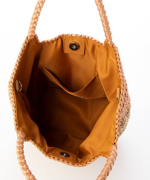 cache cache（カシュ カシュ）の「カシュカシュ cachecache / 切り替え編みクロッシェ2wayミニトート（かごバッグ・レディース・ブルー/ブラック/グリーン/オレンジ/ベージュ・FREE）」の6枚目の写真