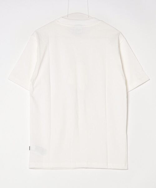 NEW BALANCE（ニューバランス）の「Athletics Basketball Style リラックス ショートスリーブTシャツ（Tシャツ/カットソー・メンズ・オフホワイト/ネイビー・SMALL/MEDIUM/LARGE/X-LARGE/XX-LARGE）」の7枚目の写真