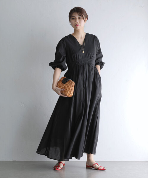 La TOTALITE(ラトータリテ)の「Vネックワンピース(ワンピース・レディース・ブラック/ラベンダー/グリーン・36/38)」の16枚目の写真