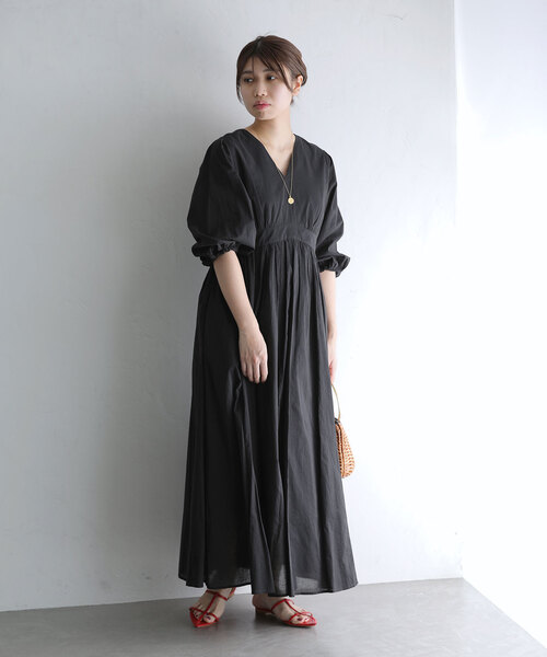 La TOTALITE(ラトータリテ)の「Vネックワンピース(ワンピース・レディース・ブラック/ラベンダー/グリーン・36/38)」の17枚目の写真