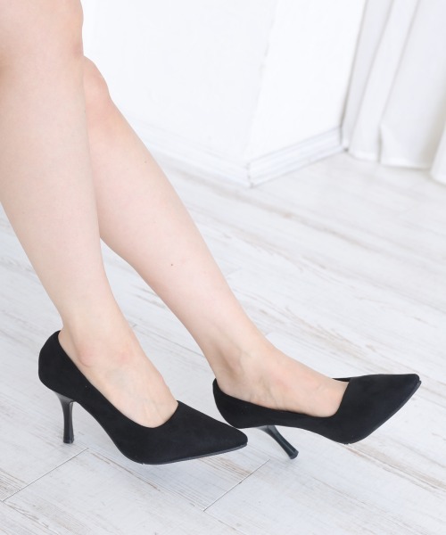 DEMETER(デメテル)の「9.0cmヒール ポインテッドトゥ パンプス(パンプス・レディース・ブラック/ブラック系その他/ホワイト/ブラック系その他2・21.5cm/22.0cm/23.0cm/24.0cm/24.5cm/25.0cm/22.5cm/23.5cm/25.5cm)」の4枚目の写真