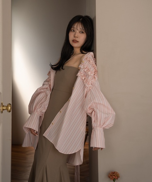 mideal(マイディール)の「frill stripe tunic shirt / フリルストライプチュニックシャツ(シャツ/ブラウス・レディース・ピンク/ネイビー・FREE)」の5枚目の写真