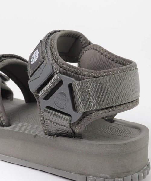 SHAKA（シャカ）の「『別注』SHAKA×URBAN RESEARCH　NEO BUNGY（サンダル・メンズ・ネイビー/ブラック/ブラック系その他・7/8/9/10）」の15枚目の写真