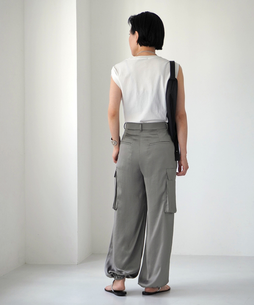 AP STUDIO（エーピーストゥディオ）の「プレーンノースリーブティ（Tシャツ/カットソー・レディース・ホワイト/ブラック・FREE）」の5枚目の写真