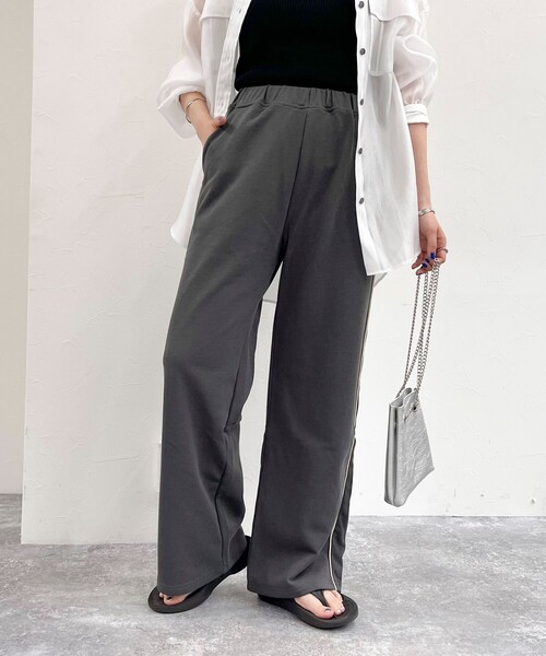 fredy emue（フレディエミュ）の「イージーワイドスウェットパンツ（スウェットパンツ・レディース・グレー/チャコールグレー/ライトグレー・38）」の2枚目の写真