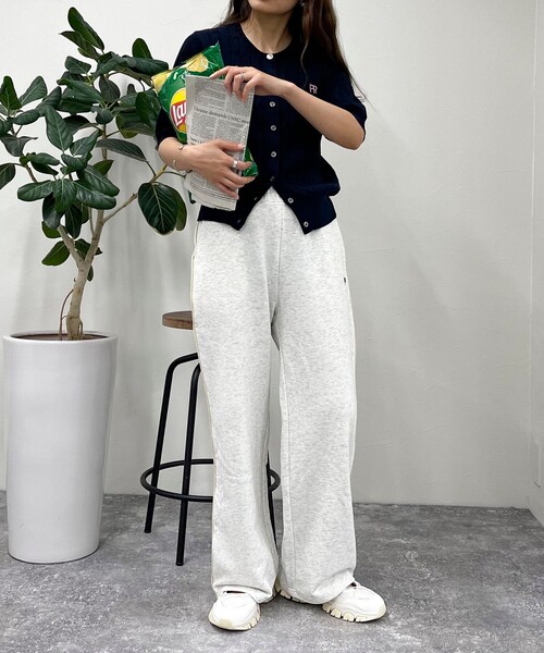 fredy emue（フレディエミュ）の「イージーワイドスウェットパンツ（スウェットパンツ・レディース・グレー/チャコールグレー/ライトグレー・38）」の9枚目の写真