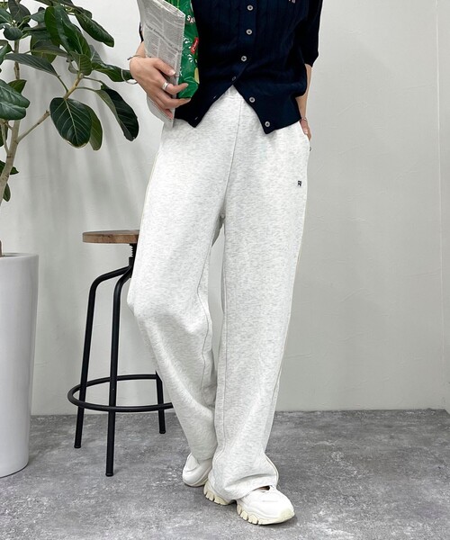 fredy emue（フレディエミュ）の「イージーワイドスウェットパンツ（スウェットパンツ・レディース・グレー/チャコールグレー/ライトグレー・38）」の14枚目の写真