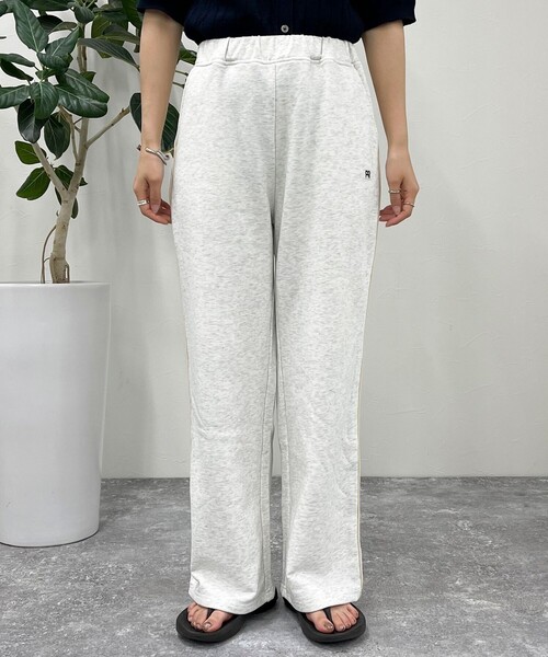 fredy emue（フレディエミュ）の「イージーワイドスウェットパンツ（スウェットパンツ・レディース・グレー/チャコールグレー/ライトグレー・38）」の20枚目の写真