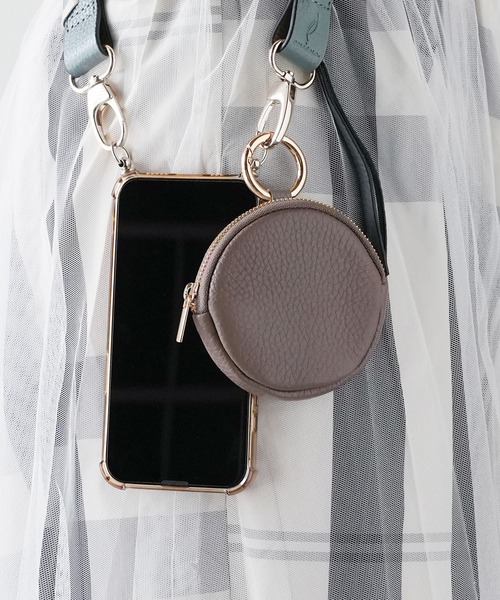 mieno（ミエノ）の「[mieno] spira 本革レザー ミニポーチ コインケース（コインケース・レディース・ブラック/ライトベージュ/ピンク/キャメル/ターコイズブルー/イエロー/ミント/ベビーピンク/グレー・FREE）」の2枚目の写真