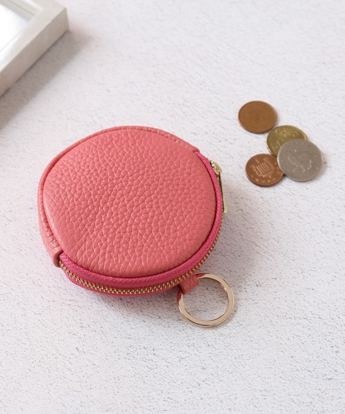 mieno（ミエノ）の「[mieno] spira 本革レザー ミニポーチ コインケース（コインケース・レディース・ブラック/ライトベージュ/ピンク/キャメル/ターコイズブルー/イエロー/ミント/ベビーピンク/グレー・FREE）」の8枚目の写真