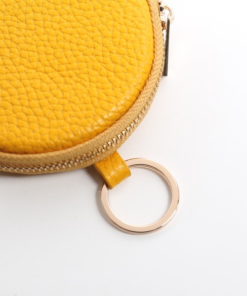 mieno（ミエノ）の「[mieno] spira 本革レザー ミニポーチ コインケース（コインケース・レディース・ブラック/ライトベージュ/ピンク/キャメル/ターコイズブルー/イエロー/ミント/ベビーピンク/グレー・FREE）」の15枚目の写真