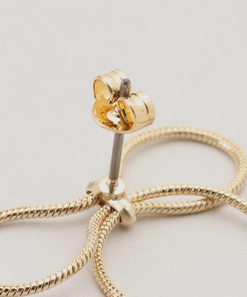 U by SPICK&SPAN(ユーバイスピックアンドスパン)の「Ribbon Pierces(ピアス(両耳用)・レディース・ゴールド・FREE)」の5枚目の写真