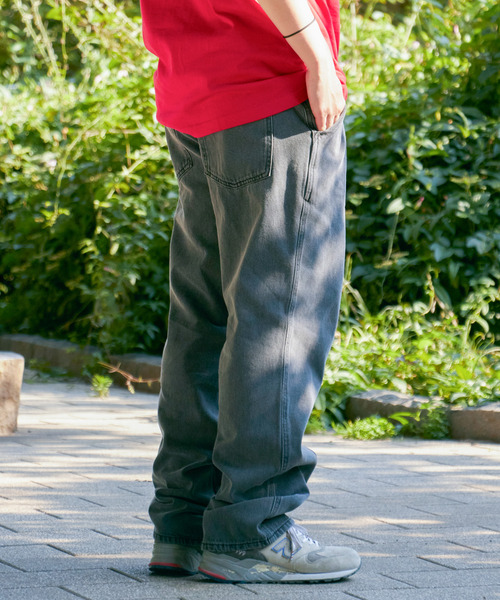 VENCEEXCHANGE(ヴァンスエクスチェンジ)の「ワンタックルーズデニムパンツ(デニムパンツ・メンズ・チャコール/ブラック/ブルー・LL/M/L)」の22枚目の写真