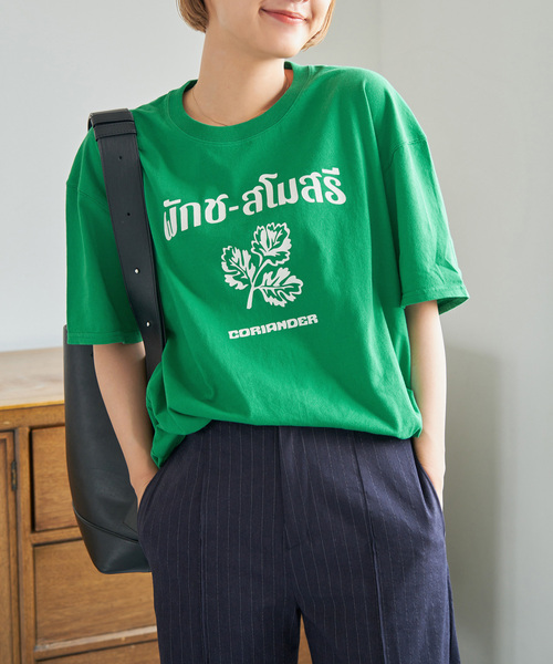 Spick & Span（スピックアンドスパン）の「Asian Graphic TEE（Tシャツ/カットソー・レディース・ホワイト/グリーン/ベージュ・FREE）」の3枚目の写真