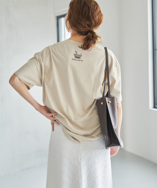Spick & Span（スピックアンドスパン）の「Asian Graphic TEE（Tシャツ/カットソー・レディース・ホワイト/グリーン/ベージュ・FREE）」の18枚目の写真