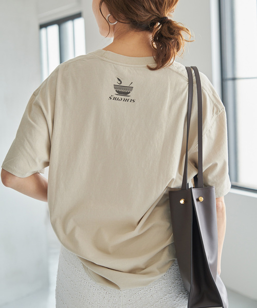 Spick & Span（スピックアンドスパン）の「Asian Graphic TEE（Tシャツ/カットソー・レディース・ホワイト/グリーン/ベージュ・FREE）」の19枚目の写真