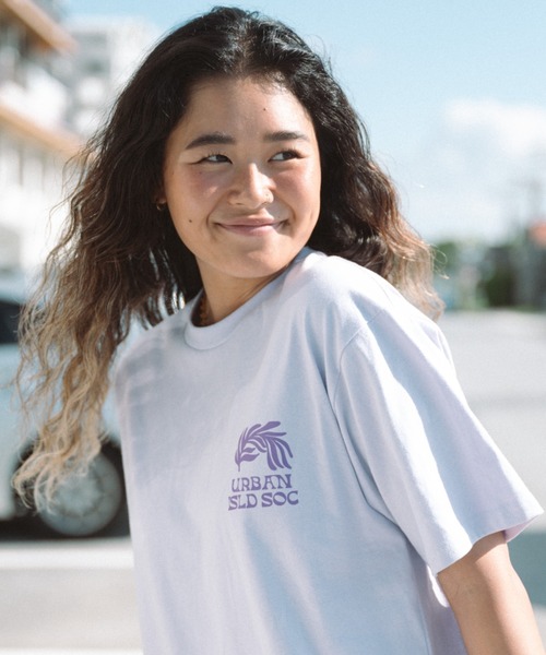 URBAN ISLAND SOCIETY(アーバンアイランドソサエティ)の「【URBAN ISLAND SOCIETY/アーバンアイランドソサエティ】LEAF PRINT TEE/ワンポイントロゴ半袖Tシャツ(Tシャツ/カットソー・メンズ・パープル/ターコイズブルー/オフホワイト・SMALL/MEDIUM/LARGE/X-LARGE)」の9枚目の写真