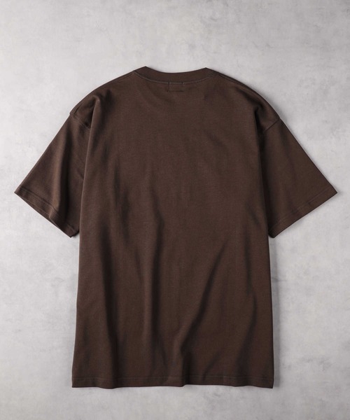Right-on（ライトオン）の「英字ロゴ刺繍 Tシャツ（Tシャツ/カットソー・メンズ・ホワイト/ブラウン/ダークグレー・M/L/XL）」の4枚目の写真