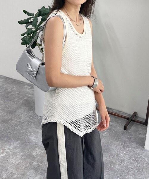 fredy emue（フレディエミュ）の「メッシュチュニックタンクトップ（タンクトップ・レディース・アイボリー/ブラック/ベージュ・38）」の6枚目の写真