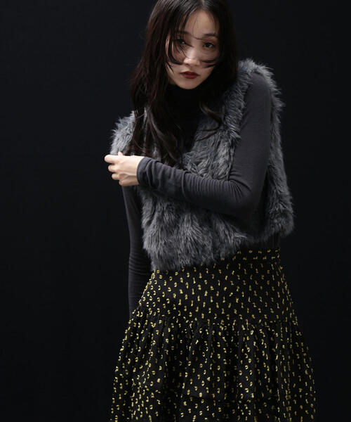 NATURAL BEAUTY BASIC（ナチュラルビューティーベーシック）の「◇【Oggi掲載】シアーストレッチカットソーシリーズ タートルネック（Tシャツ/カットソー・レディース・オフホワイト/チャコールグレー/グレー・FREE）」の19枚目の写真