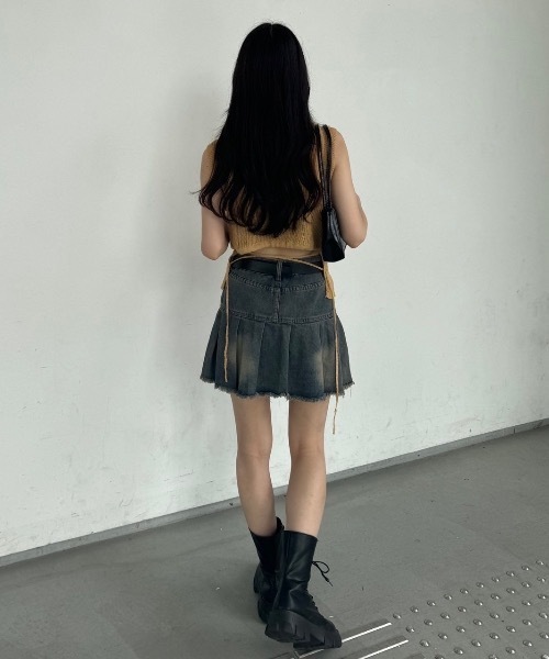 nemne store(ネンネストア)の「《Delfy》バックリボンニットベスト(ベスト・レディース・ベージュ/チャコール/ピンク/ブラウン・フリー)」の22枚目の写真