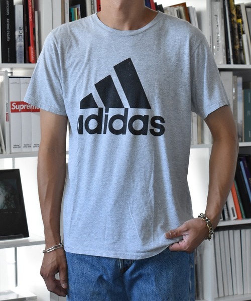 adidas(アディダス)の「【ヴィンテージ古着】adidas パフォーマンスロゴ プリントTシャツ(Tシャツ/カットソー・メンズ・グレー・MEDIUM)」の5枚目の写真