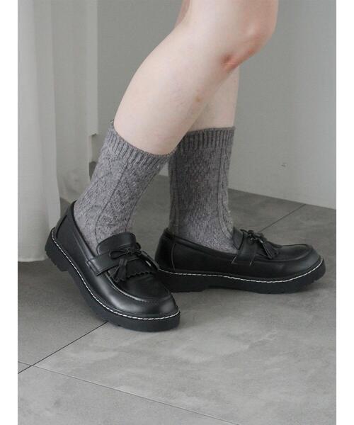 ehka sopo(エヘカソポ)の「リボンタッセルローファー(その他シューズ・レディース・ボルドー/ブラウン/ブラック・M/L)」の1枚目の写真