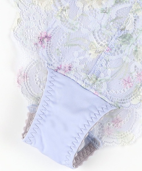 WACOAL（ワコール）の「「重力ケアブラ」　ショーツ　Ｔバック（ショーツ・レディース・ブラック/ベージュ/サックスブルー/ブラウン/ピンク/イエロー系その他/ブルー系その他/ピンク系その他/グレー/オレンジ/ミント/クリーム/アイボリー/ブルー/ネイビー/ライトグレー/スモークピンク/ベビーピンク・M）」の22枚目の写真