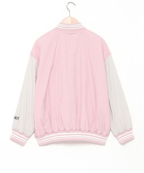 by LOVEiT(バイラビット)の「ナイロンスタジャン(ブルゾン・キッズ・ピンク/ブルー/ブラック・120cm/130cm/140cm/150cm/160cm)」の4枚目の写真