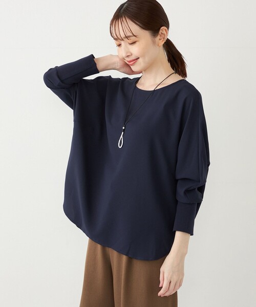 SHIPS Colors(シップス カラーズ)の「SHIPS Colors:〈手洗い可能〉ジョーゼット バック切り替え トップス(シャツ/ブラウス・レディース・グレー/ネイビー/オフホワイト/キャメル・ONE SIZE)」の4枚目の写真
