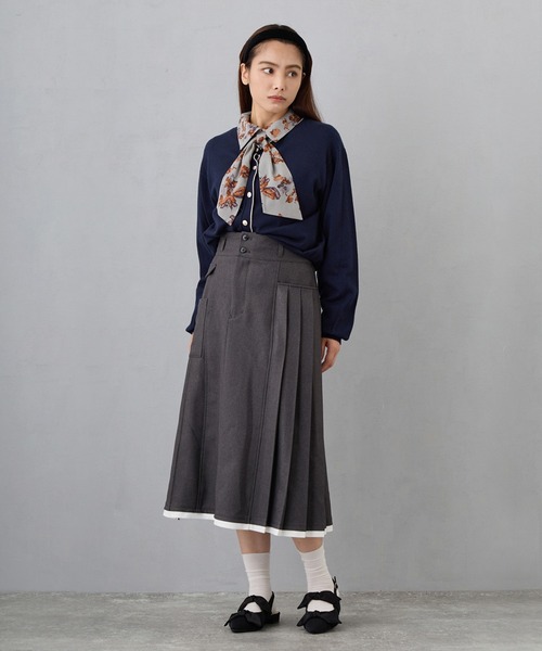 NICOLE CLUB(ニコル クラブ)の「スカーフタイ付柄ブラウス(シャツ/ブラウス・レディース・オフホワイト/チャコール/サックスブルー・MEDIUM)」の19枚目の写真
