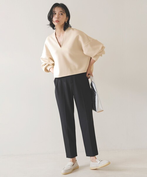 UNFILO(アンフィーロ)の「beauty warm テーパードパンツ(その他パンツ・レディース・黄土色系/ブラック系/サックスブルー系/ライトグレー系/黄土色系3/グレー系4/アイボリー系/ネイビー系・X-LARGE/XX-LARGE/XXXL)」の2枚目の写真