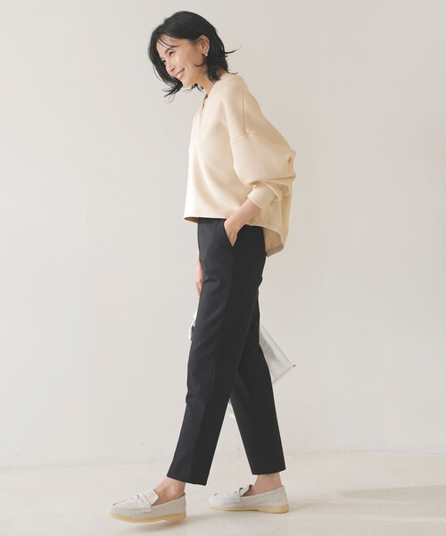 UNFILO(アンフィーロ)の「beauty warm テーパードパンツ(その他パンツ・レディース・黄土色系/ブラック系/サックスブルー系/ライトグレー系/黄土色系3/グレー系4/アイボリー系/ネイビー系・X-LARGE/XX-LARGE/XXXL)」の9枚目の写真