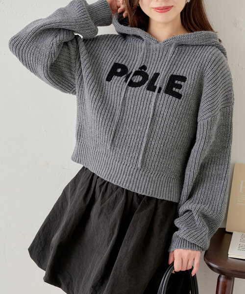 【EMPORIO ARMANI】 ニットパーカー　ビッグロゴ　12A154 男女 パーカー オーバーサイズワッペン刺繍ポケット付きメッシュニットパーカー メンズ レディース