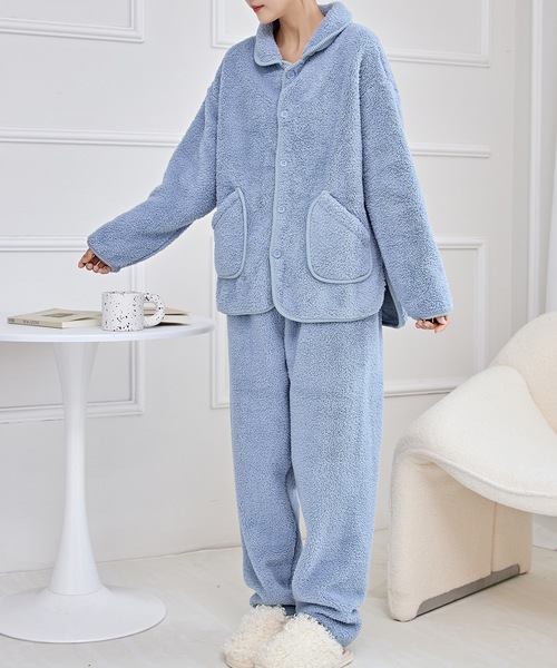 Lace Ladies（レースレディース）の「フロントボタン パイピング風 配色 ふわもこ ルームウエア（ルームウェア/パジャマ・レディース・アイボリー/ブルー・FREE）」の6枚目の写真