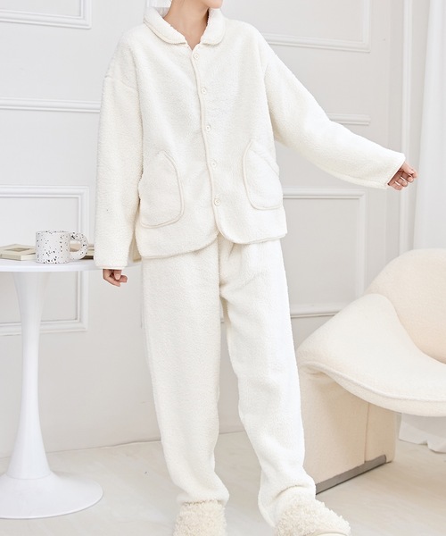 Lace Ladies（レースレディース）の「フロントボタン パイピング風 配色 ふわもこ ルームウエア（ルームウェア/パジャマ・レディース・アイボリー/ブルー・FREE）」の8枚目の写真