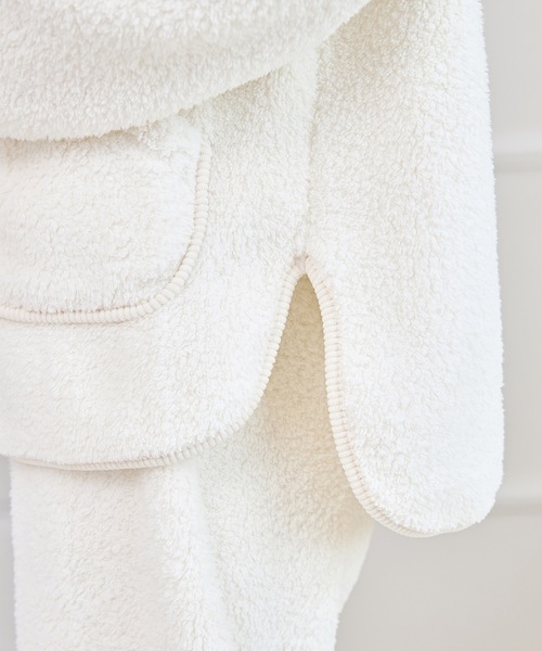 Lace Ladies（レースレディース）の「フロントボタン パイピング風 配色 ふわもこ ルームウエア（ルームウェア/パジャマ・レディース・アイボリー/ブルー・FREE）」の17枚目の写真